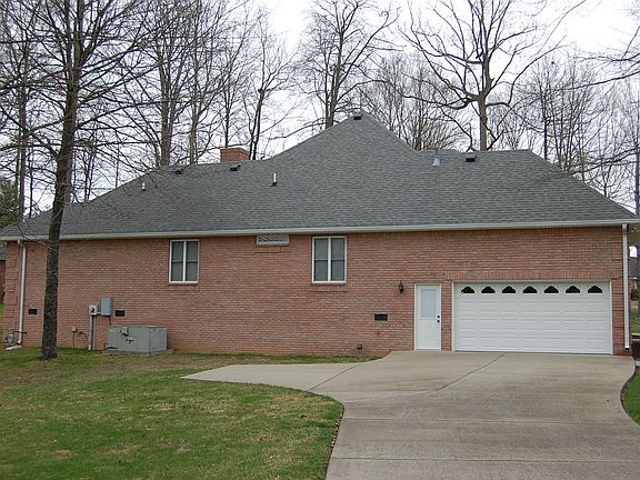 Extra turn around area