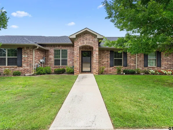 5062 Shiloh Village Dr, Tyler, TX 75703