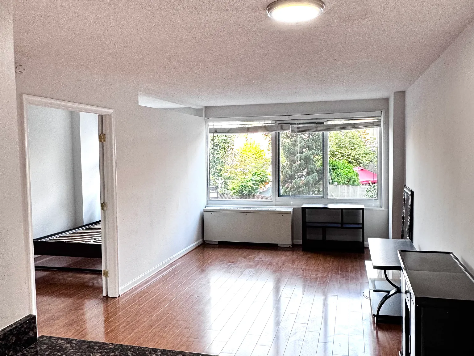 1330 New Hampshire Ave NW — Photo 3