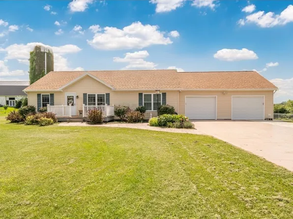 8379 State St #5, Bloomfield, NY 14469