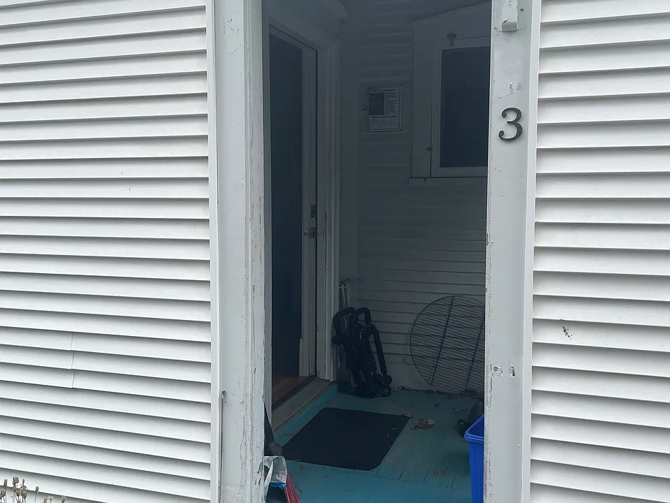 164 N Willard St #3