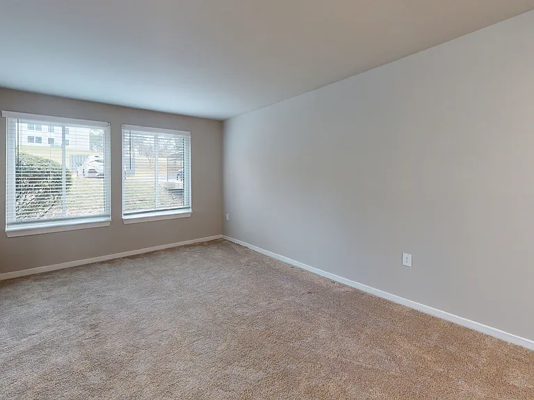 Seneca Place — Photo 50