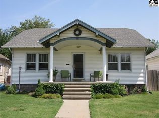 222 W 13th Ave, Hutchinson, KS 67501