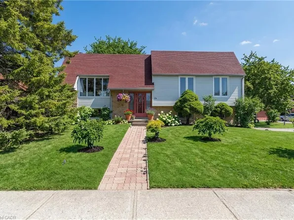 24 Briar Knoll Pl, Kitchener, ON N2E 2B9