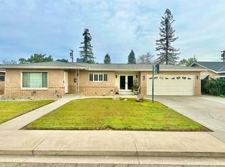 342 W Ponderosa Ave, Reedley, CA 93654