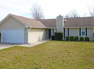 208 Sun Valley Dr, Warner Robins, GA 31093