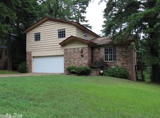 9712 Labette Dr, Little Rock, AR 72205