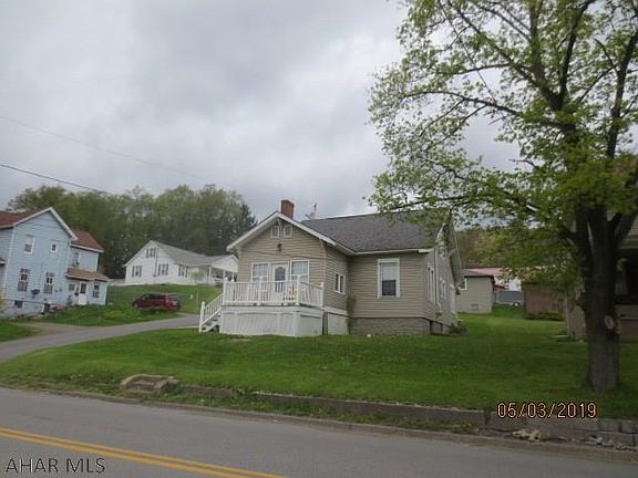 2nd image of 2411 Philadelphia Ave