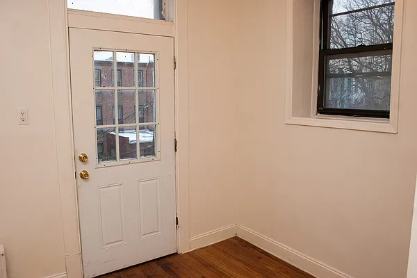 Rented by Nooklyn NYC LLC | media 29