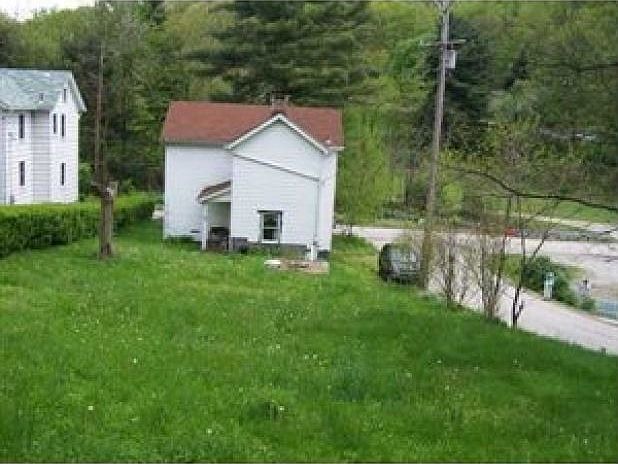 2nd image of 1068 Boxcartown Rd