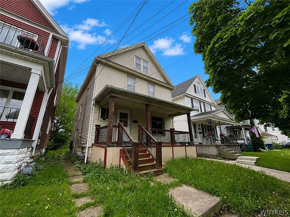 1st image of 192 Laird Ave