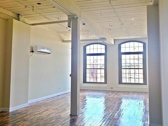 4th image of 95 Hartford Ave #101B