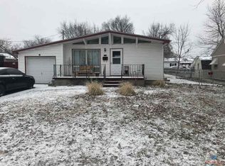 1904 Liberty Park Blvd, Sedalia, MO 65301
