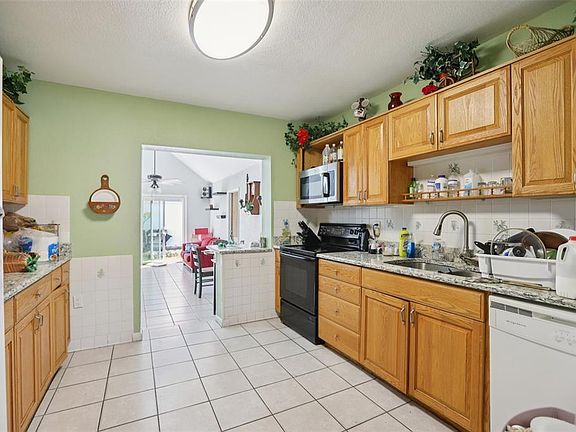 5th image of 5816 Van Buren St