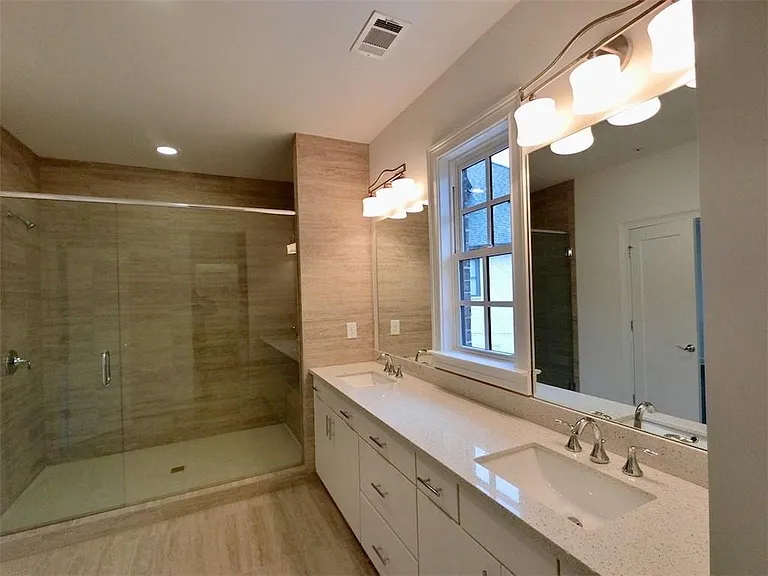 6735 Encore Blvd — Photo 22