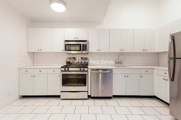 Rented by Mirador Real Estate | media 15