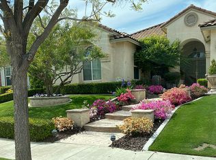 10120 Dutch Iris Dr, Bakersfield, CA