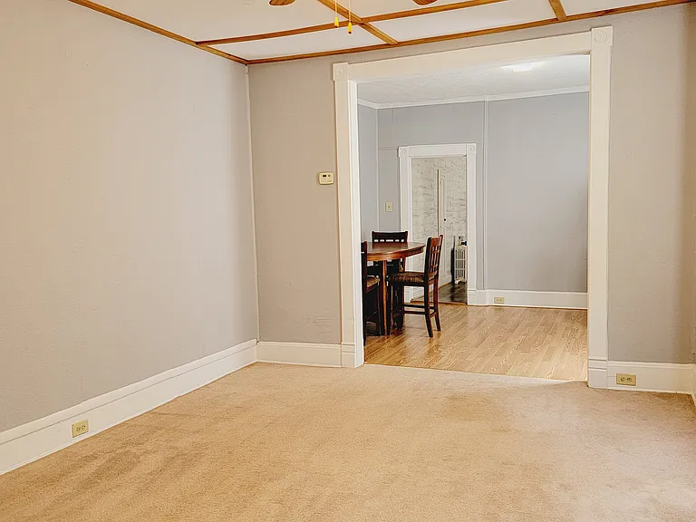 1505 Moore St — Photo 1