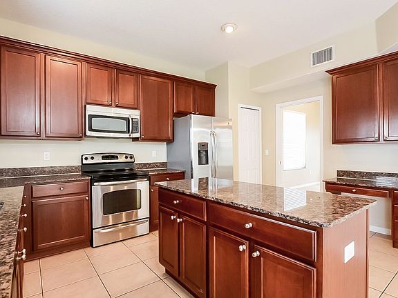 4th image of 4712 Hickory Stream Ln