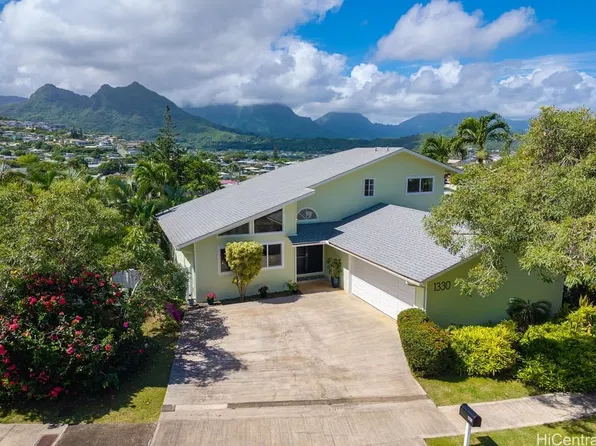 1330 Kuuna Pl, Kailua, HI 96734