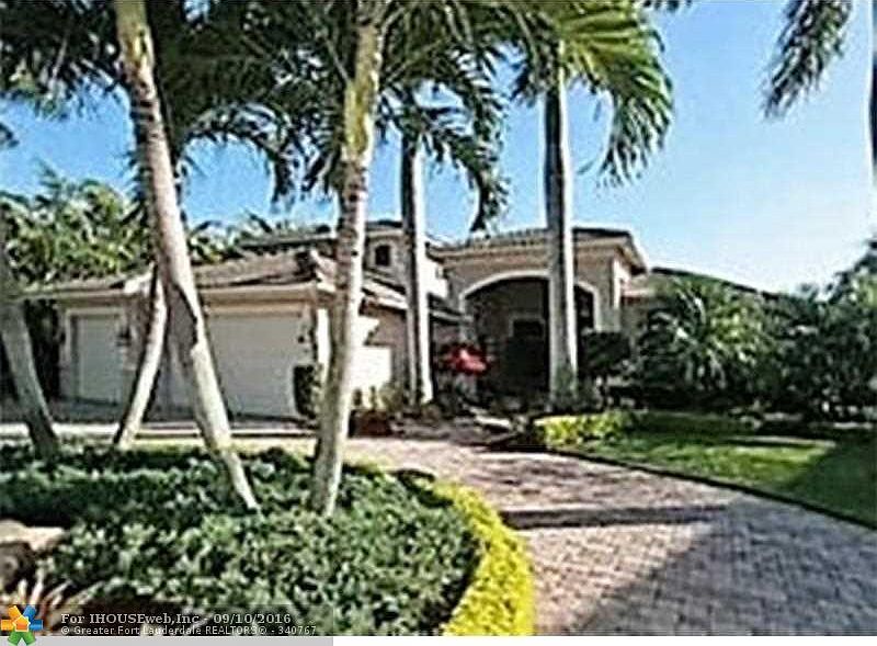 1st image of 1416 Victoria Isle Dr