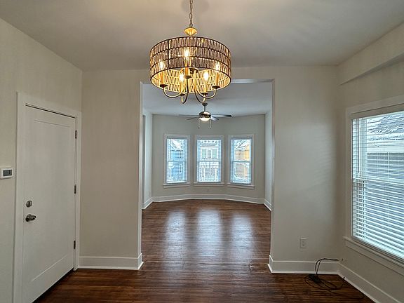3rd image of 330 Hoyt St