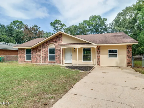 15949 Albany Dr, Biloxi, MS 39532