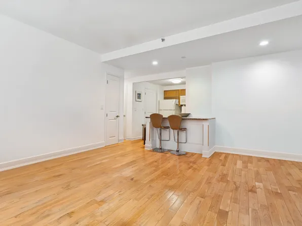 29 West 138th Street image 2 of 7