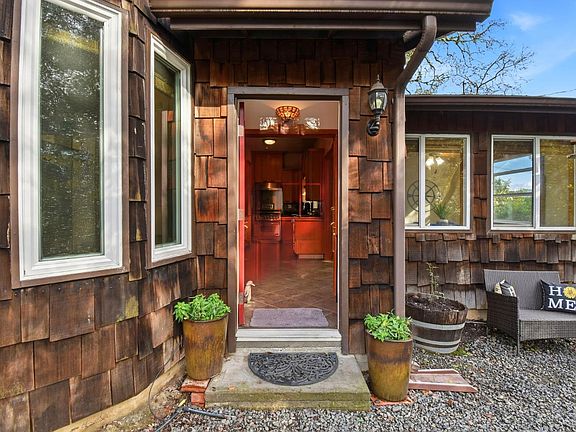 3rd image of 6825 Enterprise Road