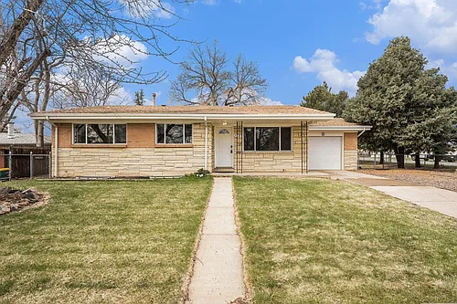 4794 Isabell St Photo 1