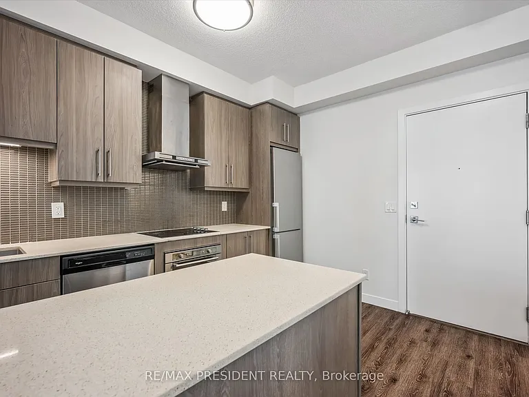 2087 Fairview St #1401 — Photo 9
