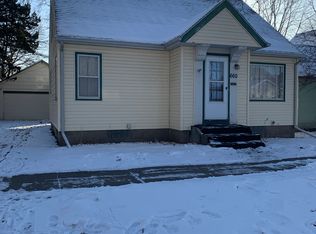 660 Dacota St, Winona, MN 55987