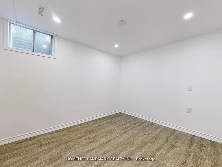 58 London Rd #BASEMENT — Photo 8