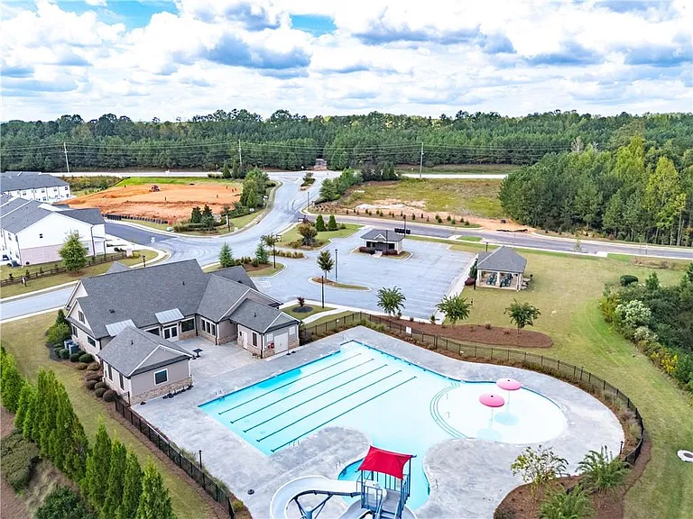 258 Station Overlook Dr — Photo 36