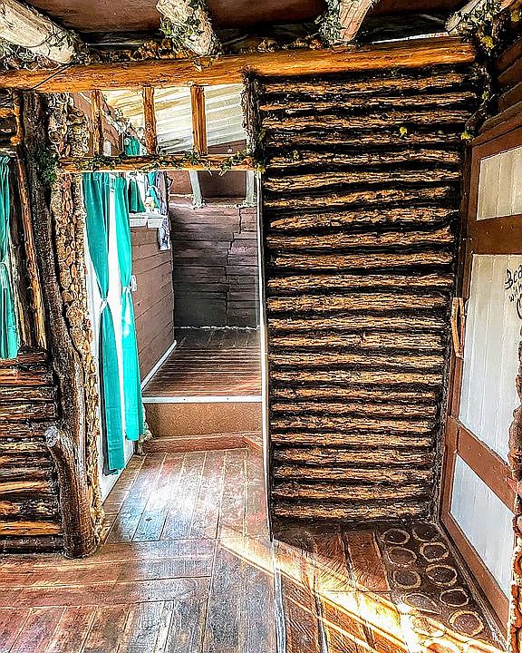 1st image of 359 Buzzard Roost Rd