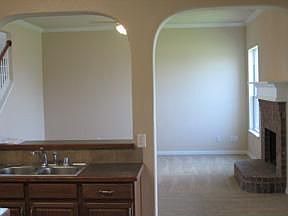 4th image of 409 Carver Dr