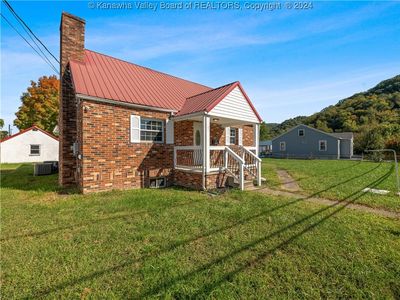 307 W 33rd St, Belle, WV, 25015