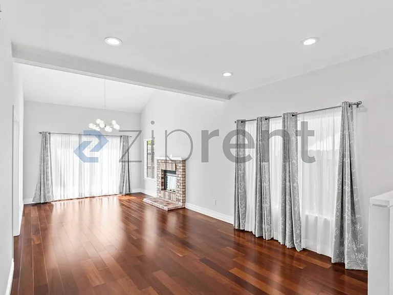 2906 Kiperash Dr — Photo 4