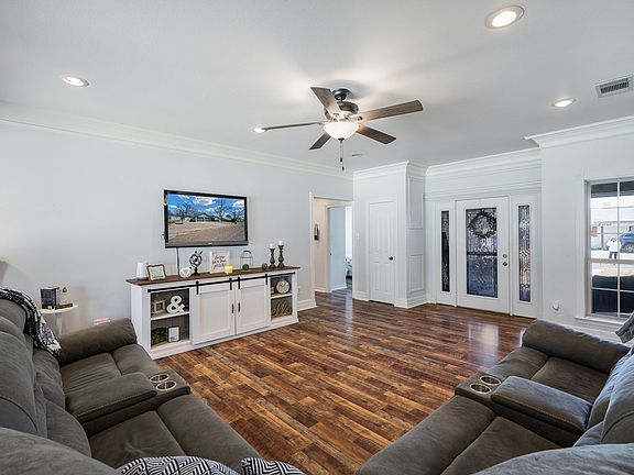 5th image of 10717 Jeanell Dr