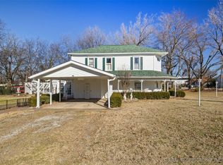 403 N Choctaw Ave, Claremore, OK 74017