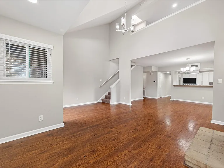 1114 Augusta Dr #10 — Photo 21