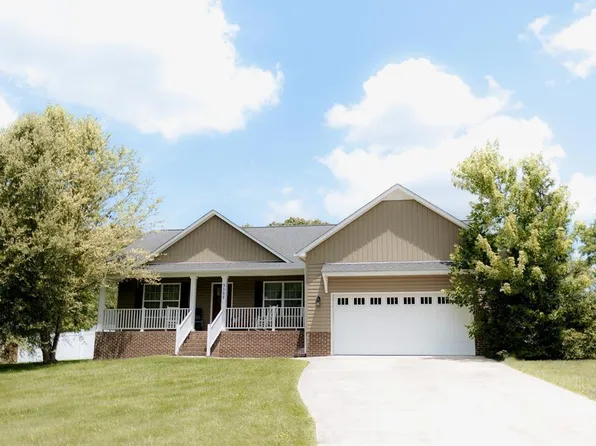 5588 Village Rd, Cookeville, TN 38506