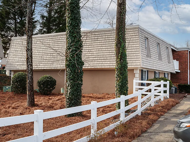 New Irving Heights Foliage | Apartments For Rent in Greensboro,NC