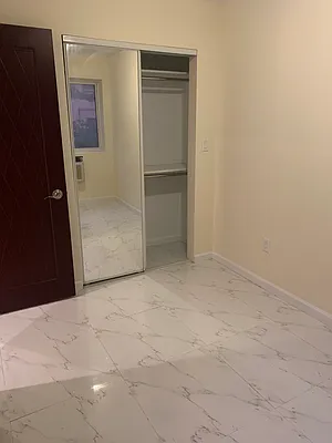 Rented by 18 REALTY | media 9