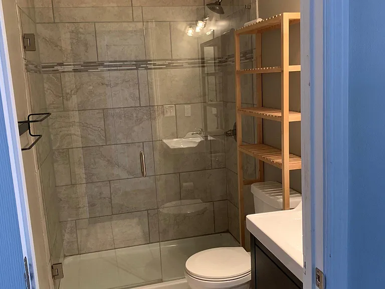 2124 Fulton Ave #8 — Photo 8