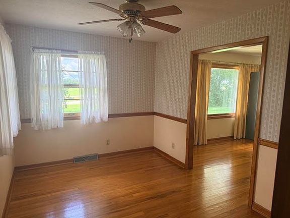 4th image of 5110 Maysville Rd
