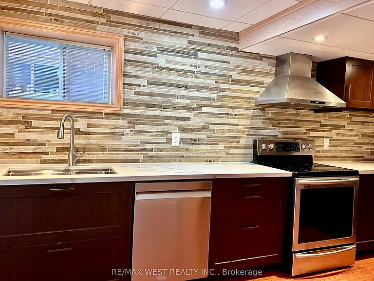 463 Hewitt Cir #BASEMENT — Photo 5