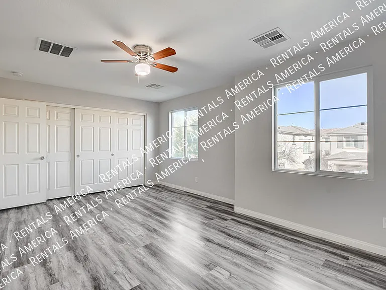 8271 Southern Cross Ave — Photo 8