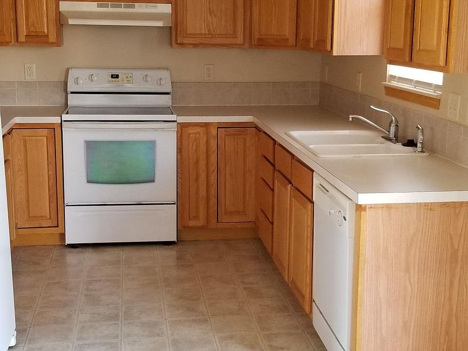 2nd image of 4518 E Falcon St #1