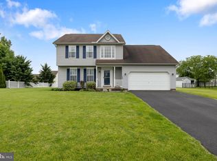 140 N Allwood Dr, Hanover, PA 17331